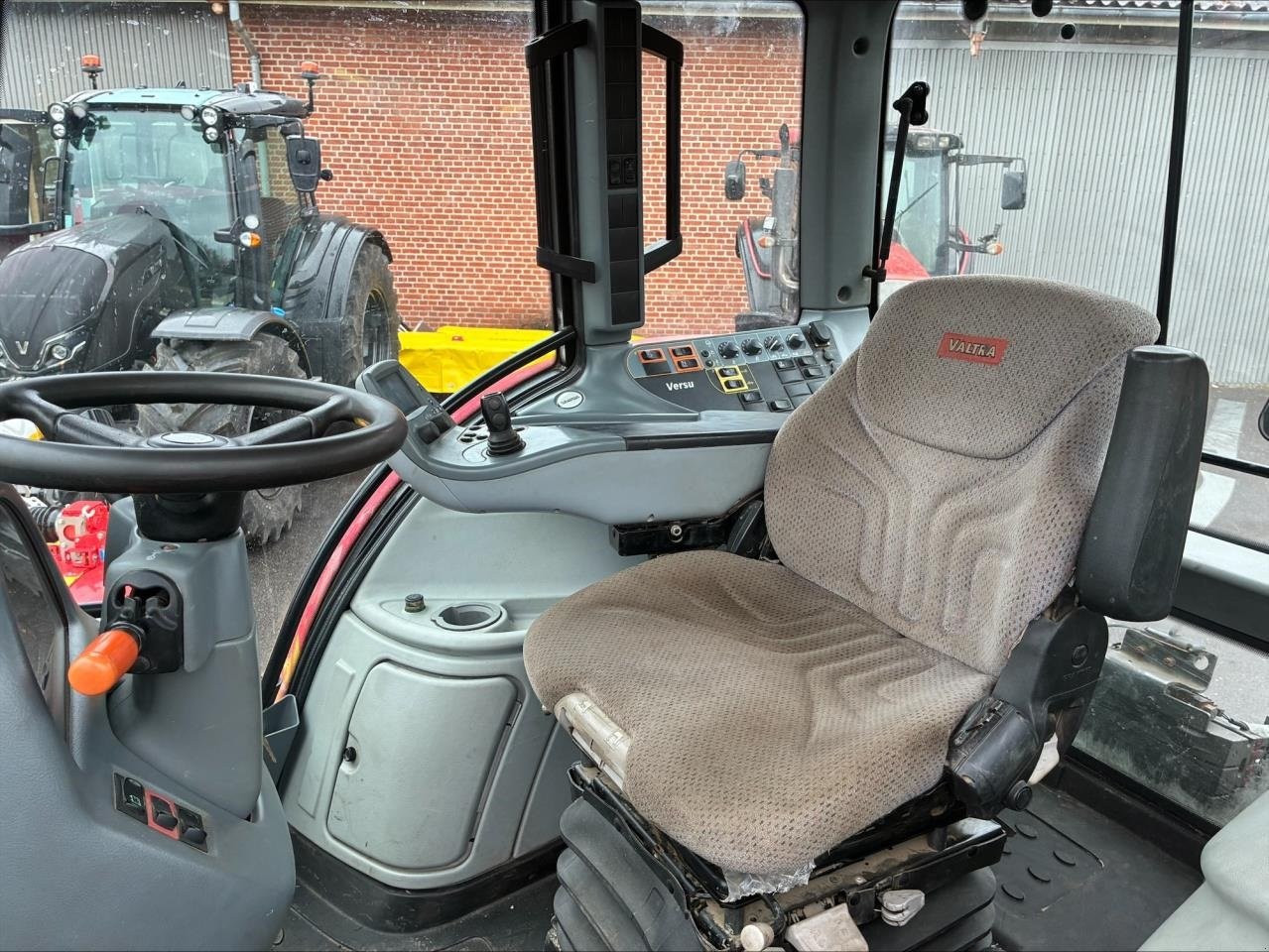 Traktor от тип Valtra N163V, Gebrauchtmaschine в Skanderborg (Снимка 3)