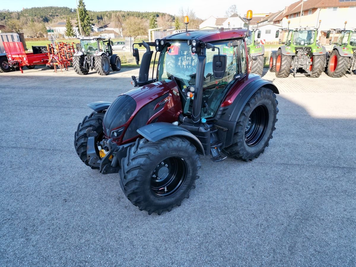 Traktor des Typs Valtra N174 Active (Stufe V), Gebrauchtmaschine in Saxen (Bild 8)