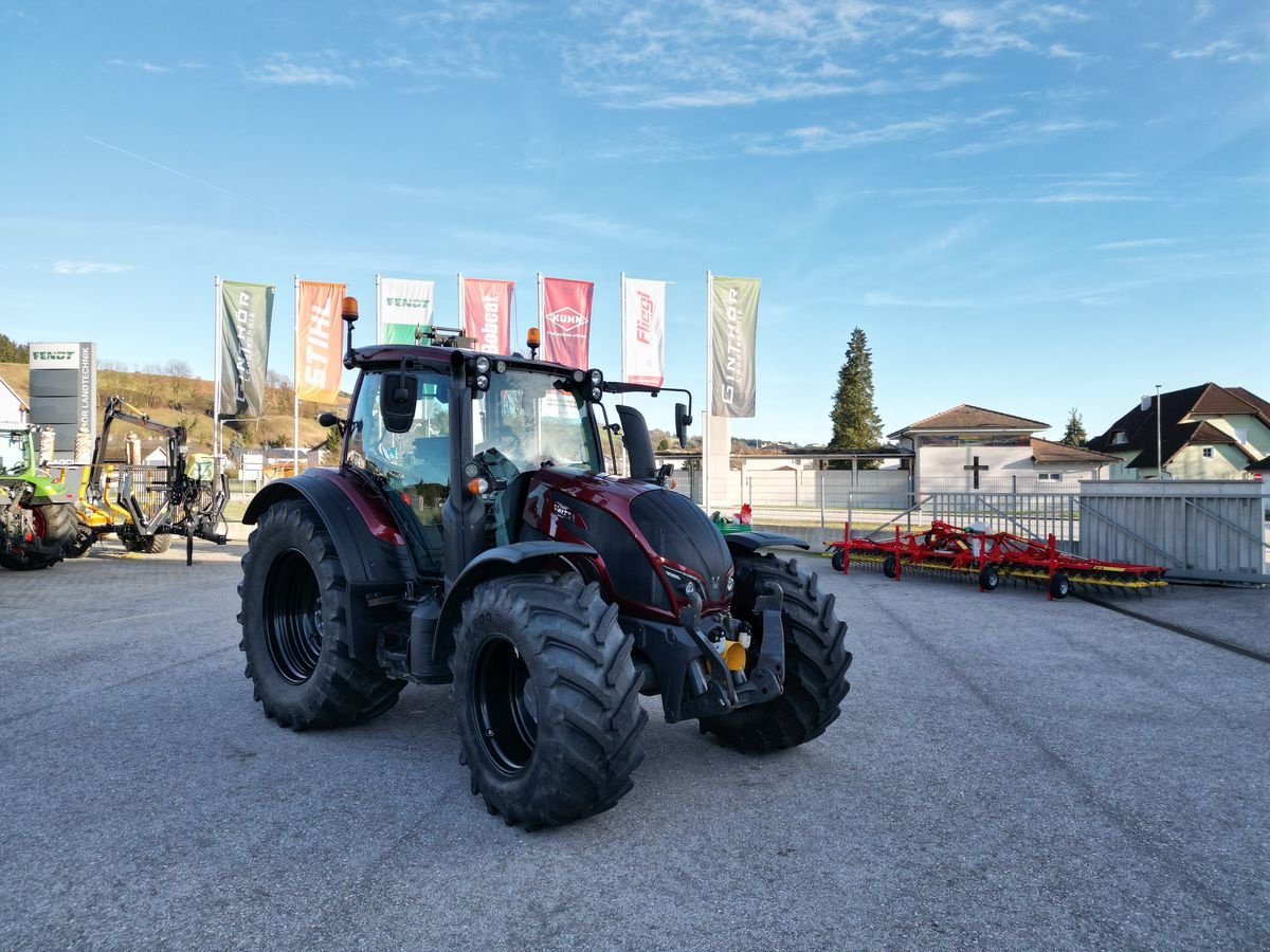 Traktor des Typs Valtra N174 Active (Stufe V), Gebrauchtmaschine in Saxen (Bild 1)