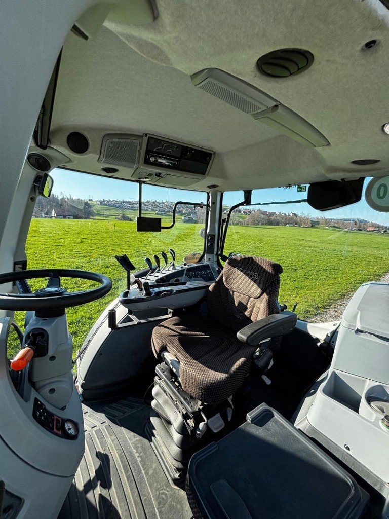 Traktor типа Valtra N174 Active, Gebrauchtmaschine в Morlon (Фотография 7)