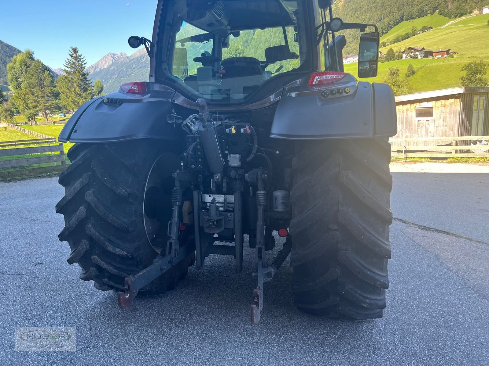 Traktor of the type Valtra N174 Direct (Stufe V), Gebrauchtmaschine in Kundl/Tirol (Picture 4)