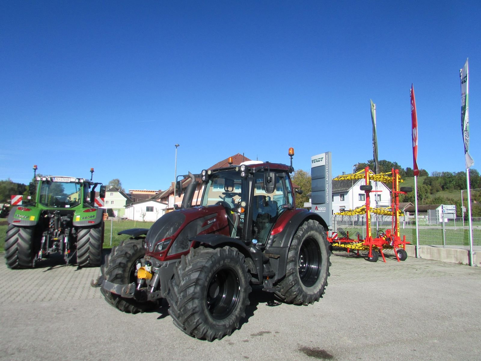 Traktor of the type Valtra N174 Direct (Stufe V), Gebrauchtmaschine in Saxen (Picture 12)
