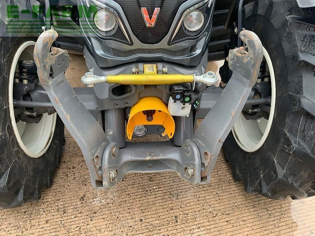 Traktor типа Valtra n174 direct unlimited tractor (st25339) Direct, Gebrauchtmaschine в SHAFTESBURY (Фотография 15)