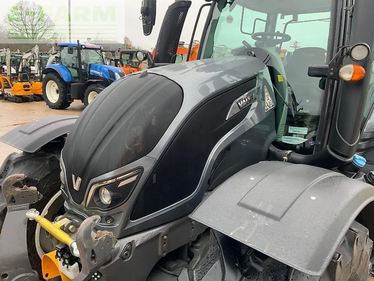 Traktor типа Valtra n174 direct unlimited tractor (st25339) Direct, Gebrauchtmaschine в SHAFTESBURY (Фотография 16)