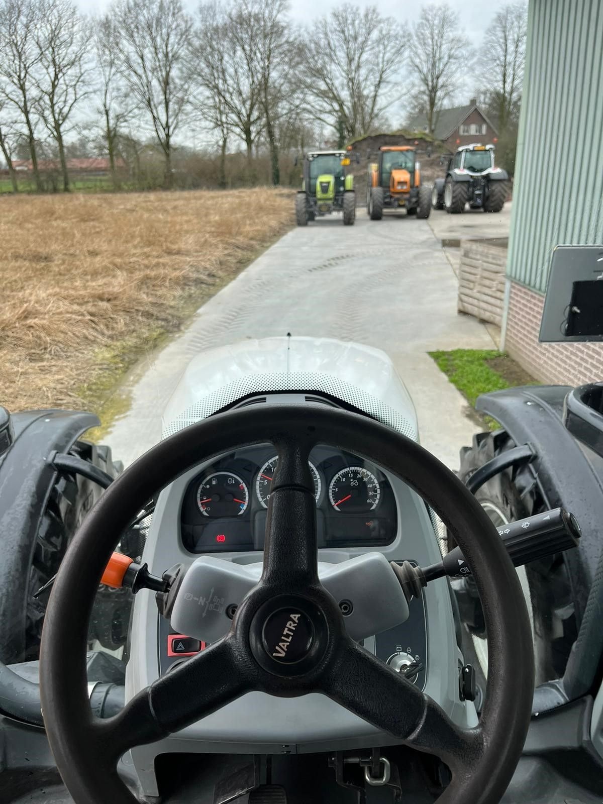 Traktor типа Valtra N174 Direct (vario) tractor, Gebrauchtmaschine в Roermond (Фотография 5)