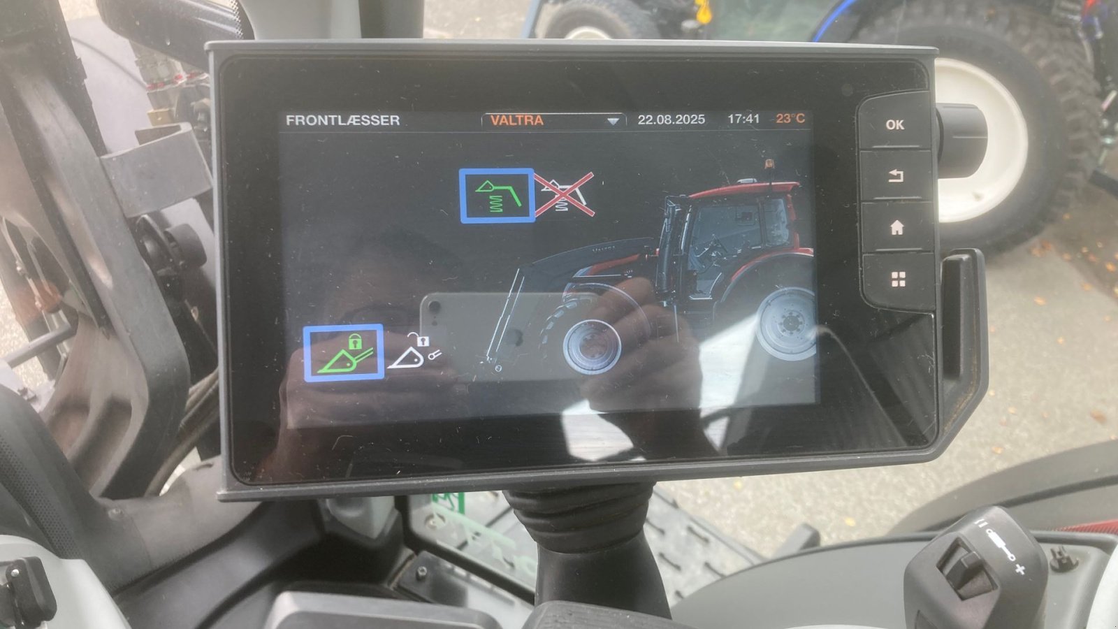 Traktor типа Valtra N174 Direct Vario transmission, Gebrauchtmaschine в Hobro (Фотография 5)