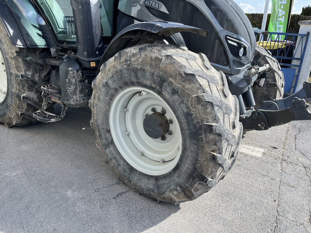 Traktor Türe ait Valtra N174 DIRECT, Gebrauchtmaschine içinde VERT TOULON (resim 4)