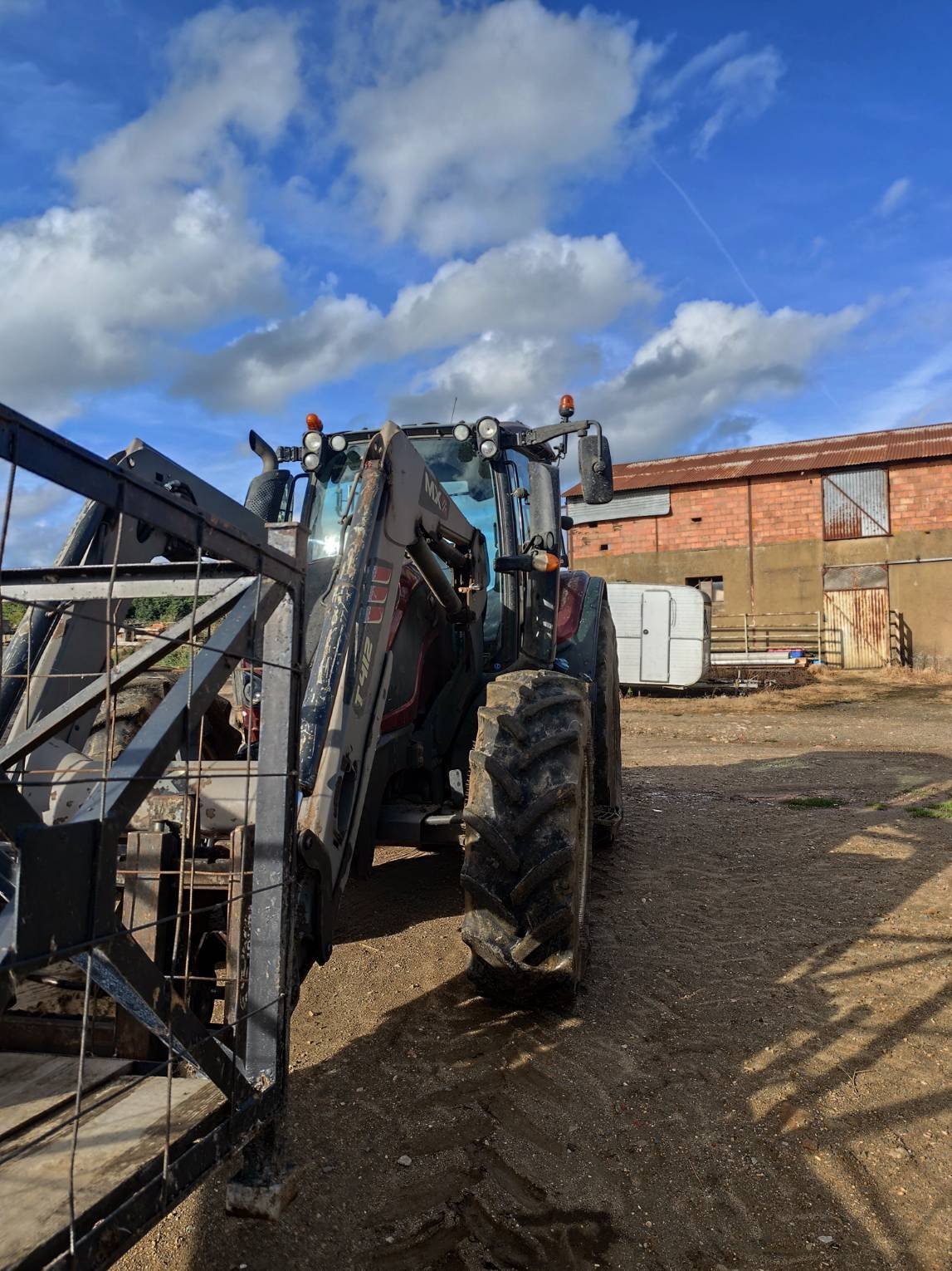 Traktor vrste Valtra N174, Gebrauchtmaschine v Le Horps (Slika 7)