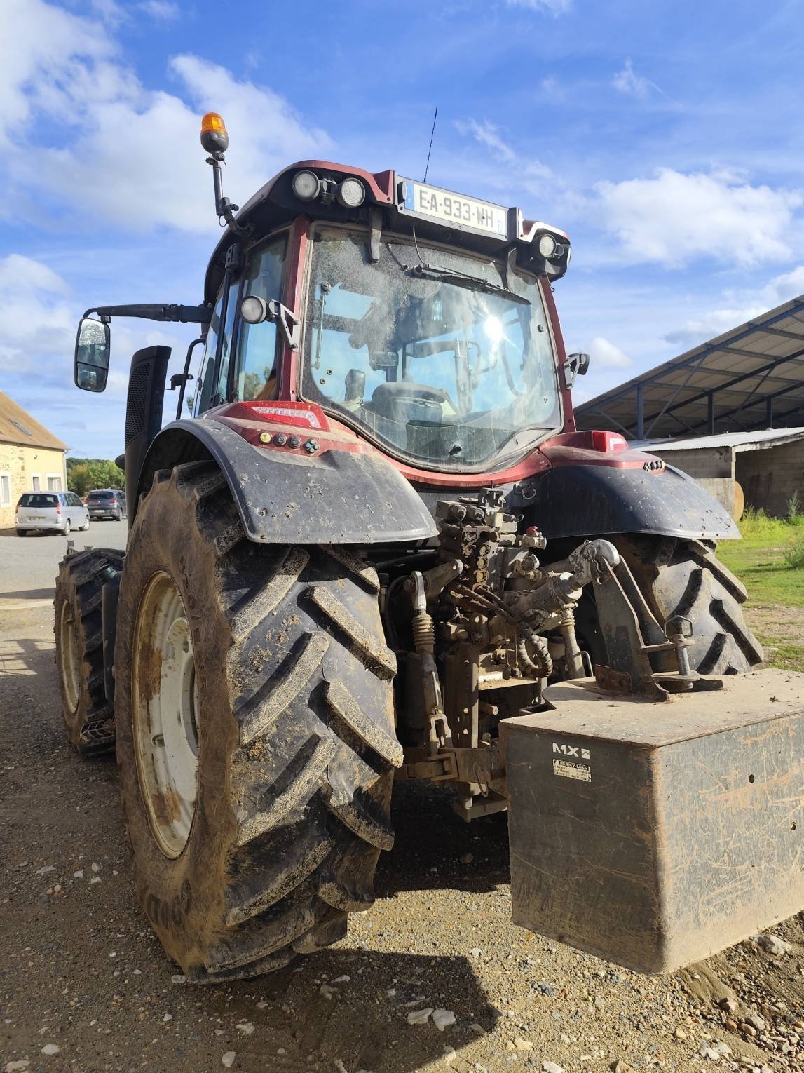 Traktor des Typs Valtra N174, Gebrauchtmaschine in Le Horps (Bild 2)