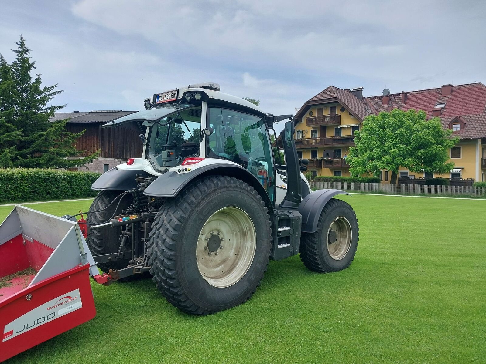 Traktor du type Valtra N174D, Gebrauchtmaschine en Bergheim (Photo 2)