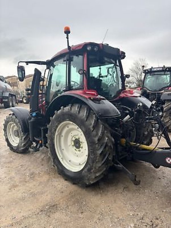 Traktor del tipo Valtra N174D, Gebrauchtmaschine In Revel (Immagine 3)