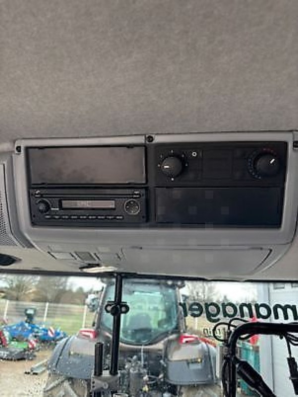 Traktor del tipo Valtra N174D, Gebrauchtmaschine In Revel (Immagine 8)