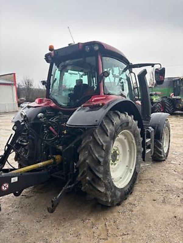 Traktor del tipo Valtra N174D, Gebrauchtmaschine In Revel (Immagine 10)