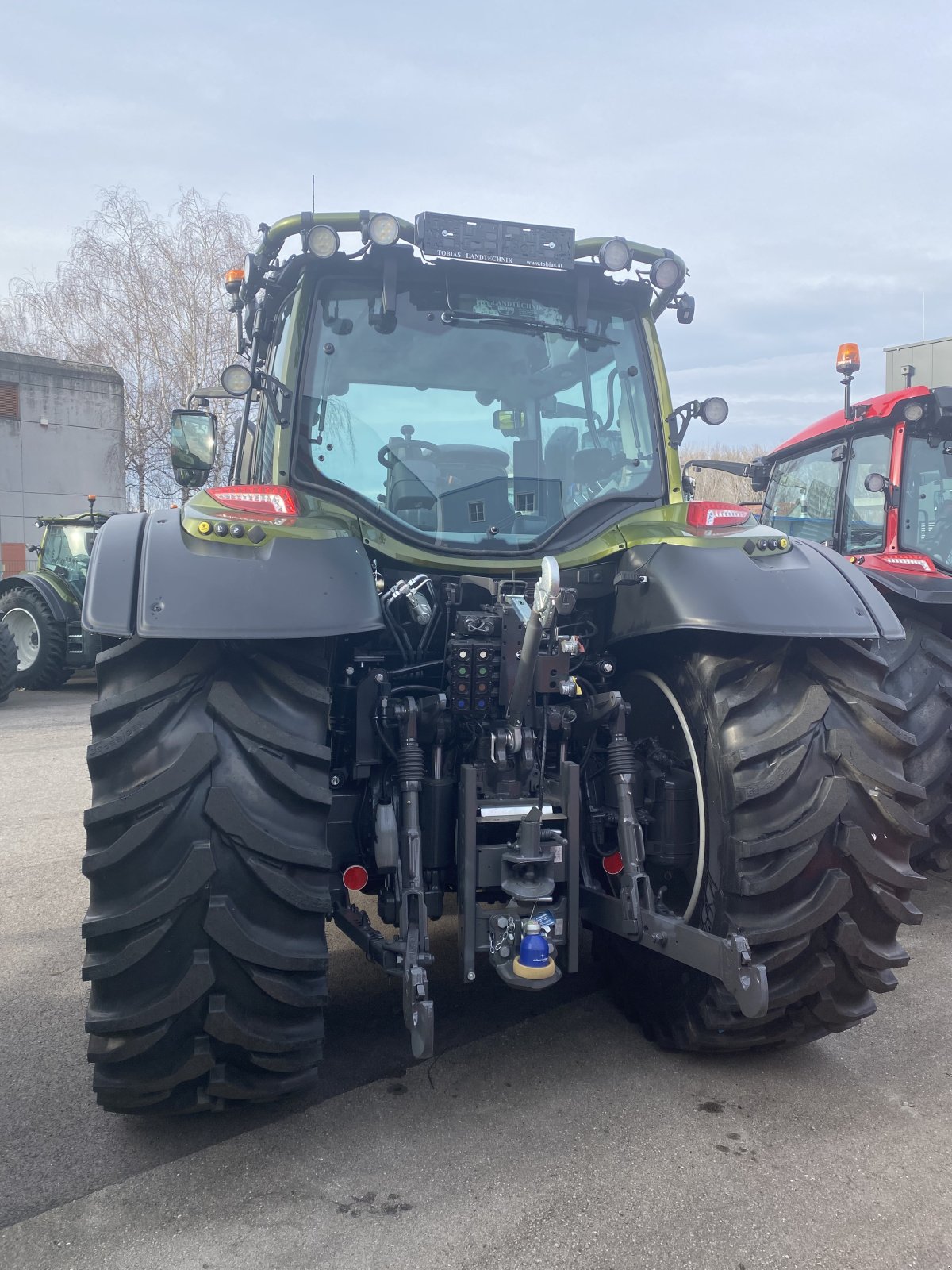 Traktor του τύπου Valtra N175 Active, Neumaschine σε St.Andrä-Wördern (Φωτογραφία 10)