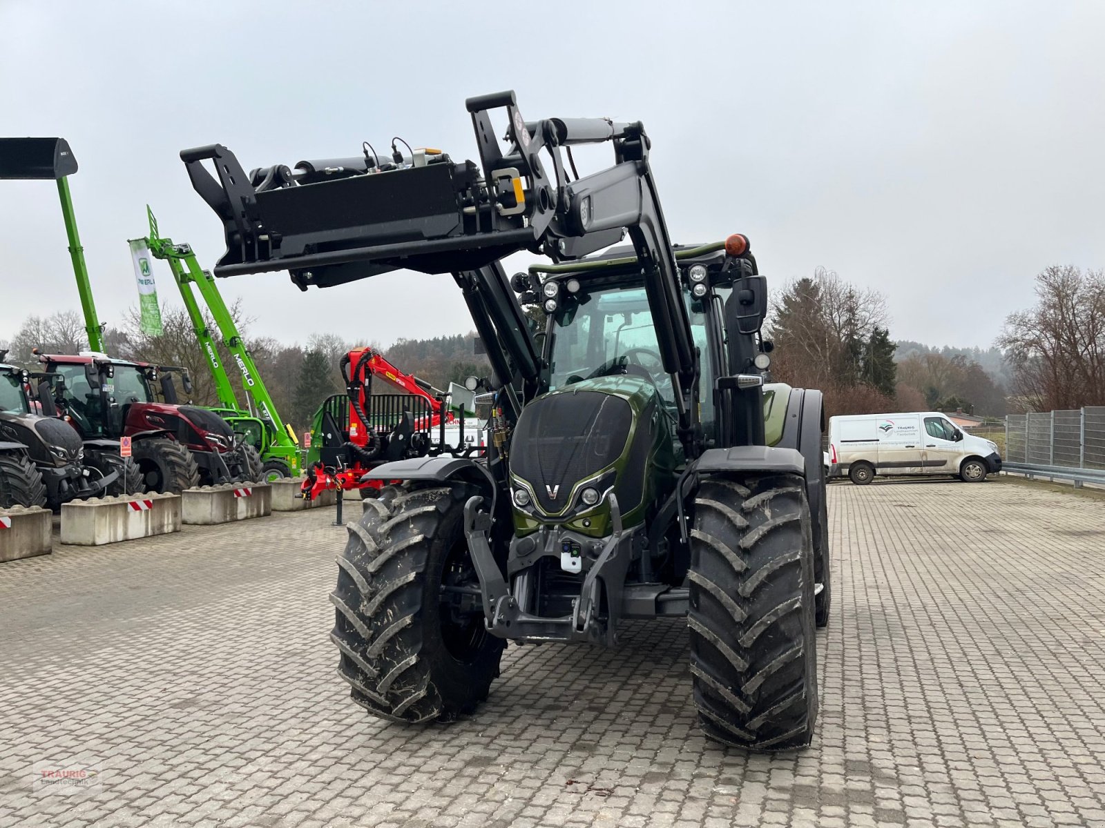 Traktor typu Valtra N175 D Forst mit FL, Neumaschine v Mainburg/Wambach (Obrázek 8)