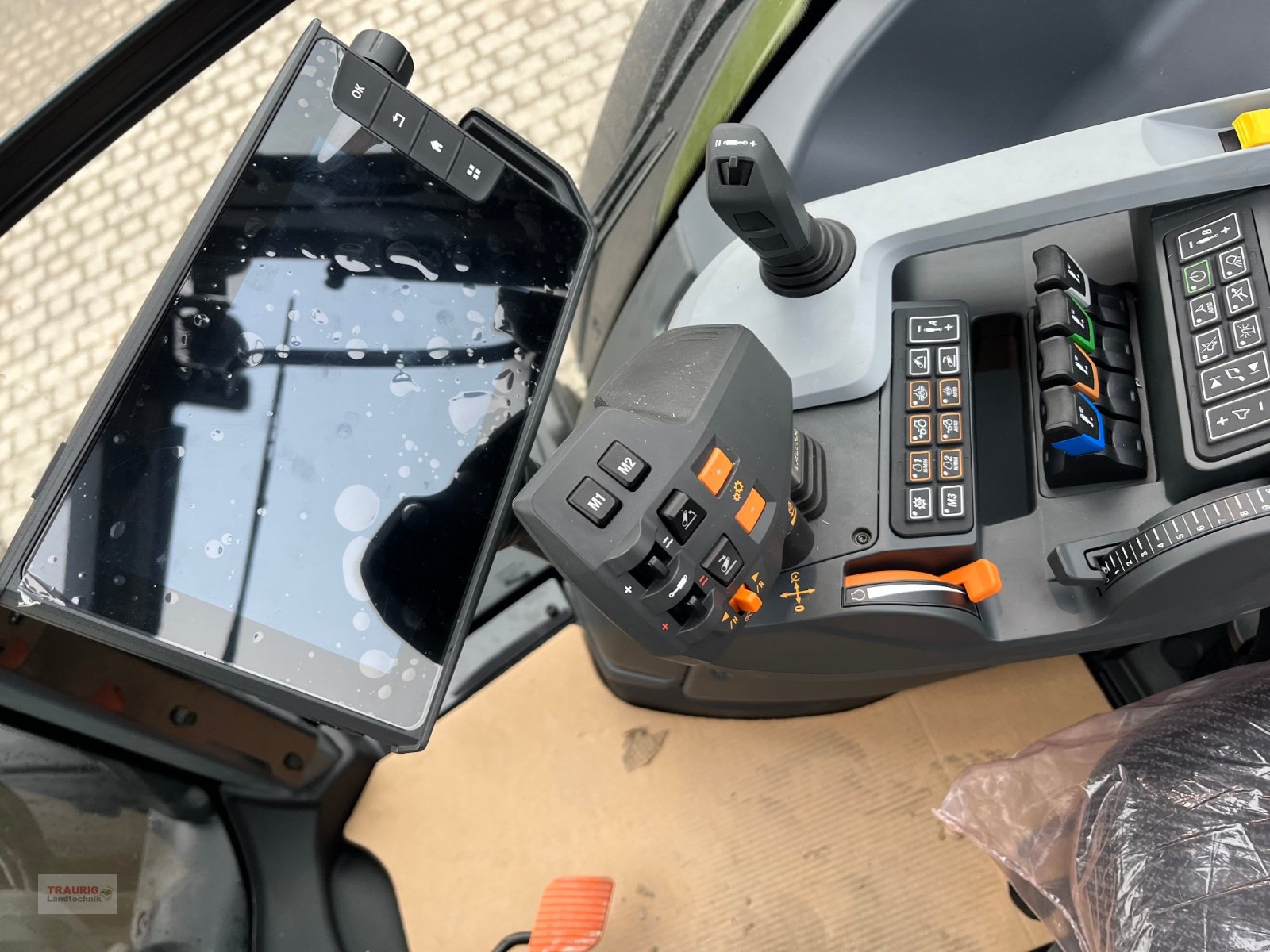 Traktor typu Valtra N175 D Forst mit FL, Neumaschine v Mainburg/Wambach (Obrázek 17)