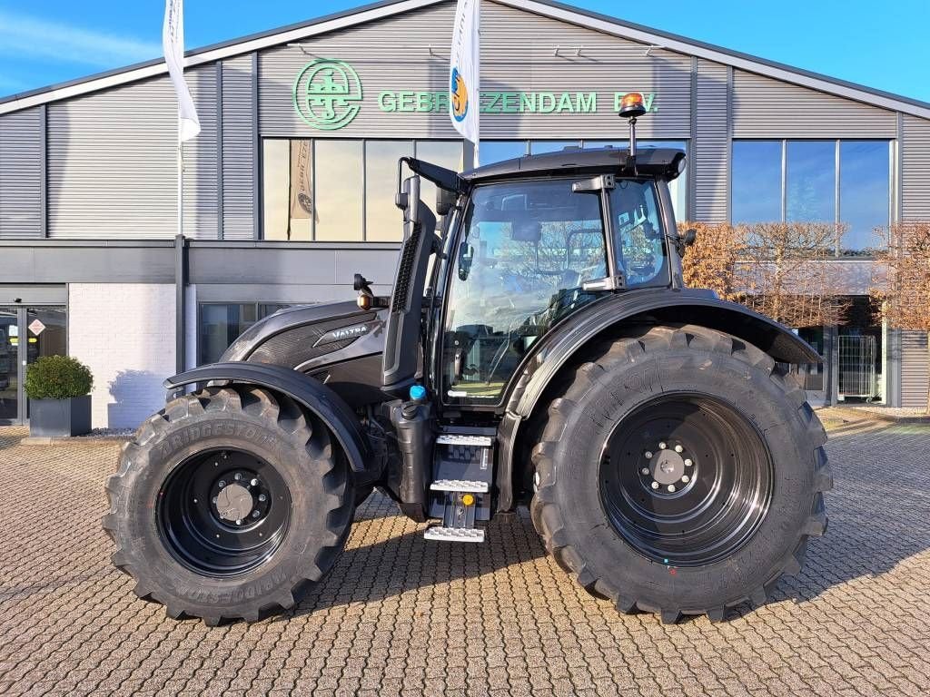 Traktor des Typs Valtra N175 D Twintrac, Neumaschine in Borne (Bild 2)