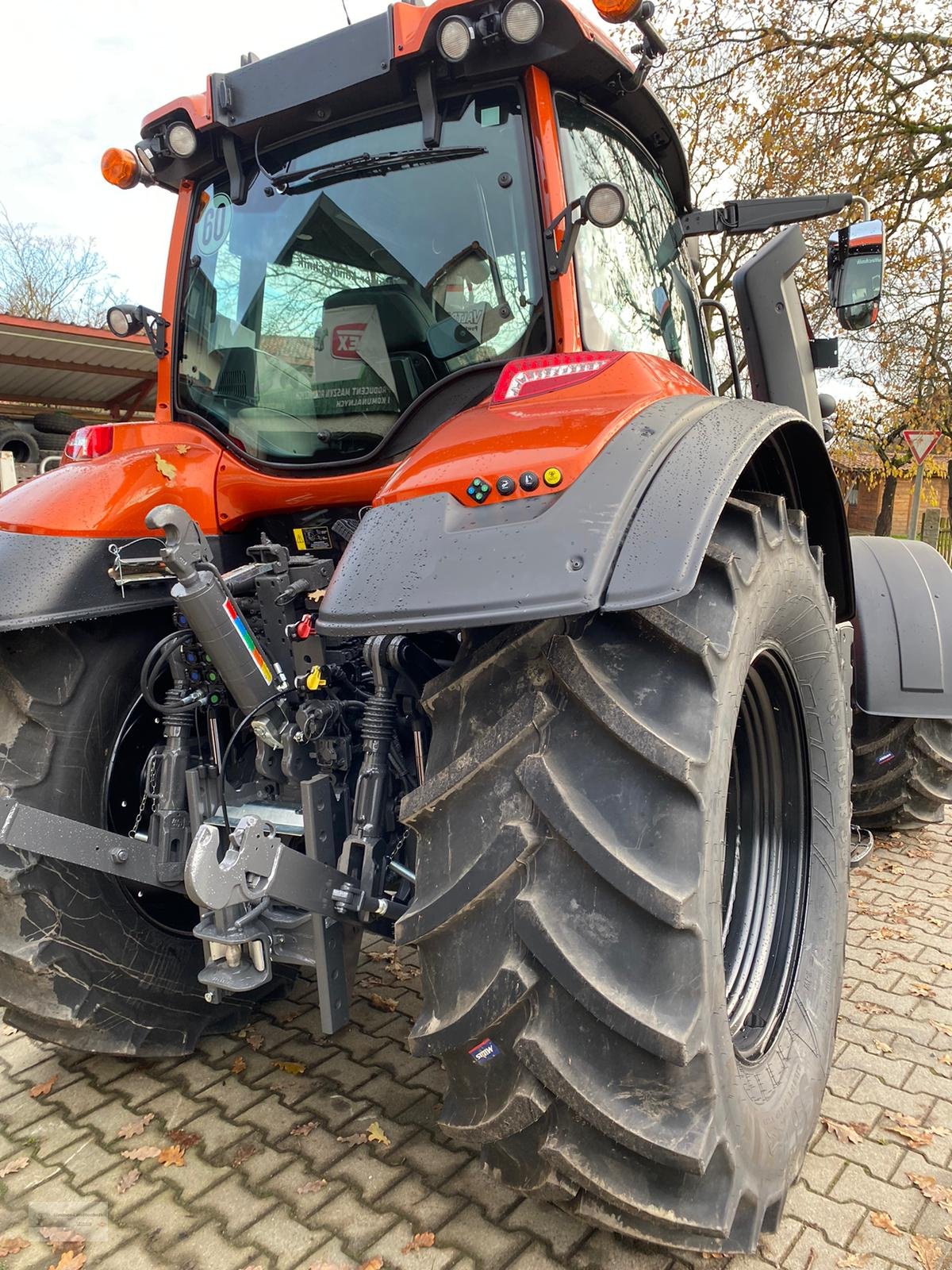 Traktor des Typs Valtra N175 D, Gebrauchtmaschine in Weiden/Theisseil (Bild 15)