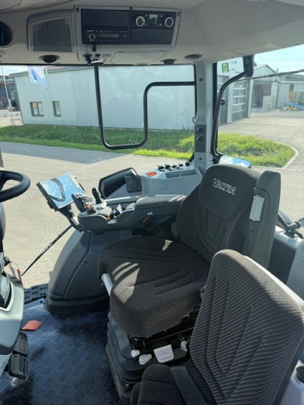 Traktor Türe ait Valtra N175 D, Neumaschine içinde Rain (resim 10)