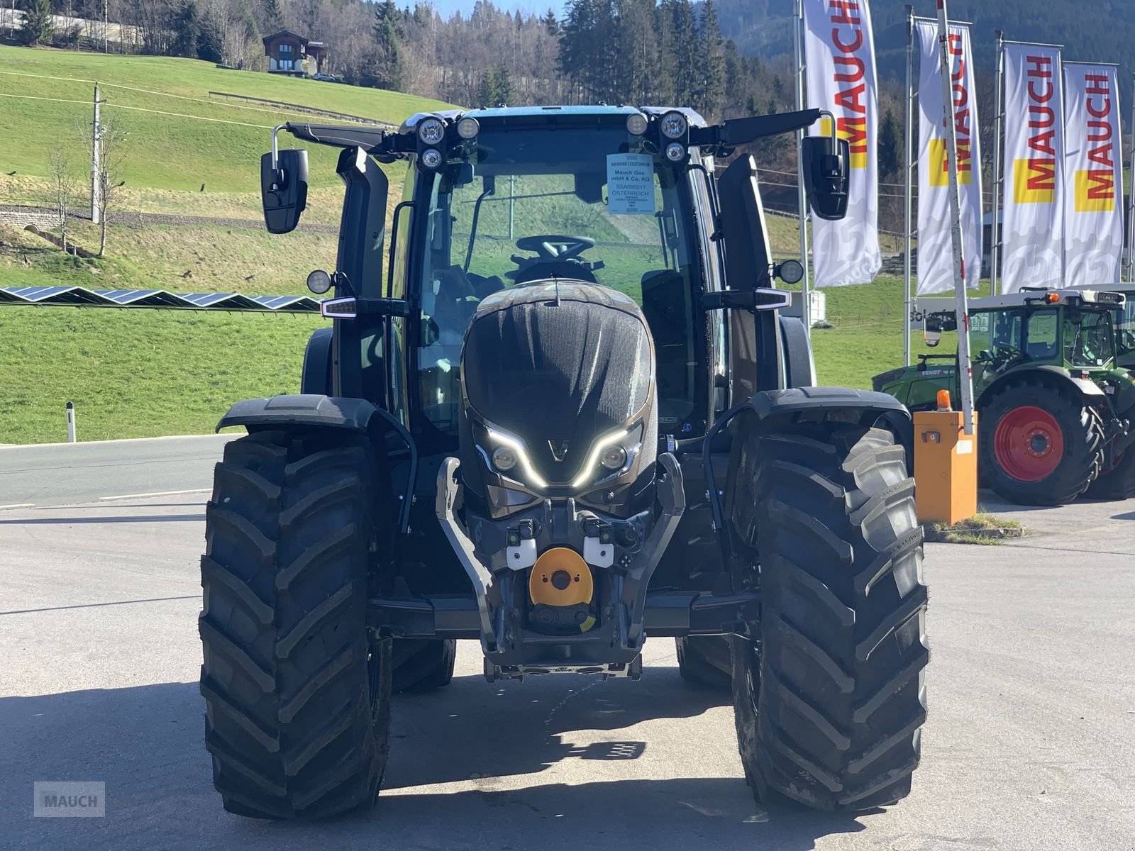 Traktor typu Valtra N175 Direct, Neumaschine v Eben (Obrázek 3)