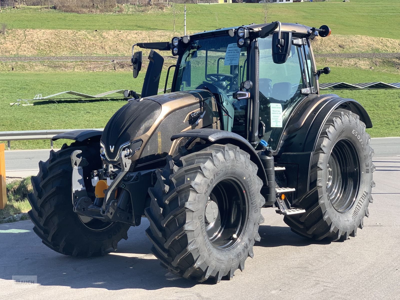 Traktor typu Valtra N175 Direct, Neumaschine v Eben (Obrázek 2)