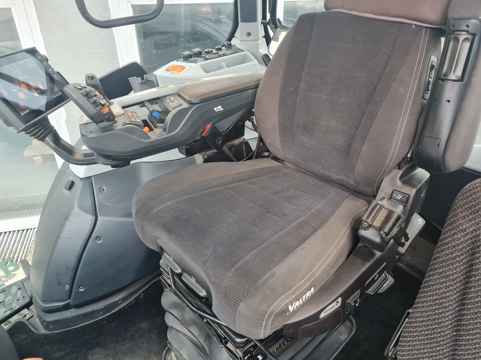 Traktor tipa Valtra N175 Direct, Gebrauchtmaschine u Seyring (Slika 11)