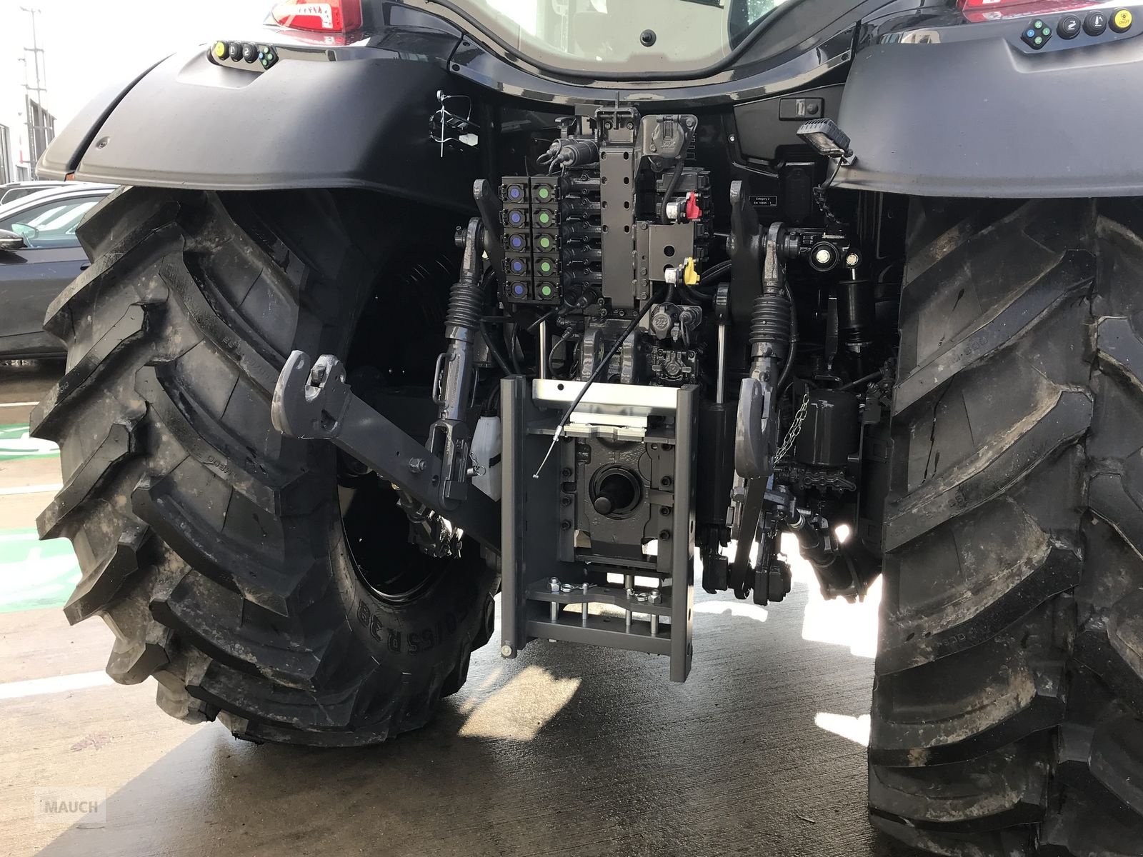 Traktor του τύπου Valtra N175 Direct, Neumaschine σε Burgkirchen (Φωτογραφία 9)