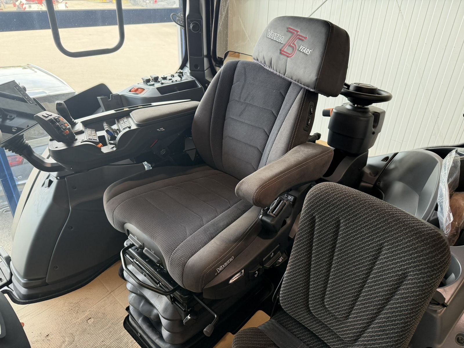 Traktor типа Valtra N175 Direct, Vorführmaschine в Göpfritz (Фотография 9)