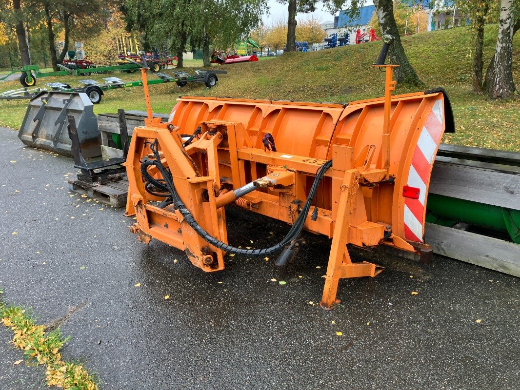 Traktor vrste Valtra N175 mit Frontlader & Winterdienstausstattung, Gebrauchtmaschine v Jahnatal (Slika 12)