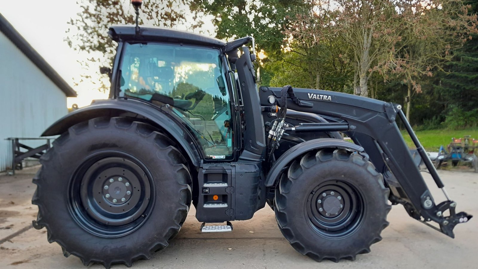 Traktor typu Valtra N175 Versu, Gebrauchtmaschine w Gudbjerg (Zdjęcie 4)