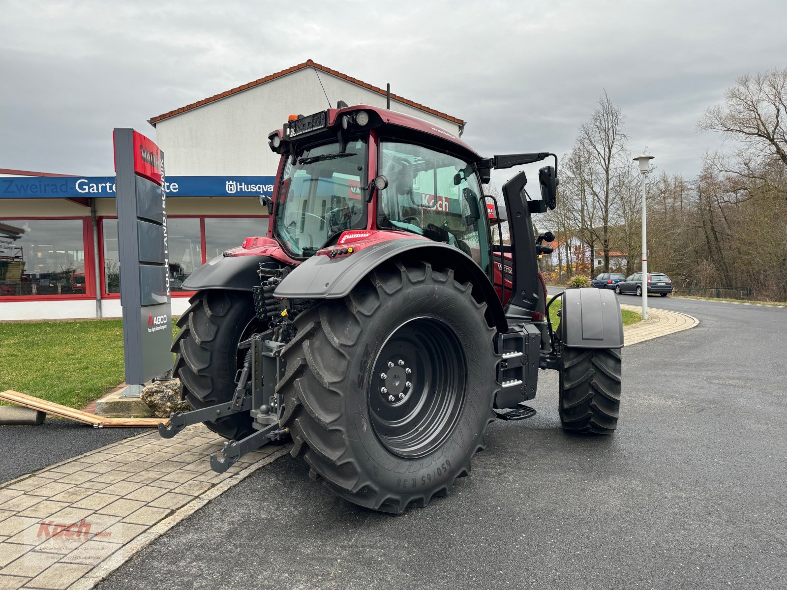 Traktor des Typs Valtra N175 Versu, Neumaschine in Neumarkt / Pölling (Bild 3)