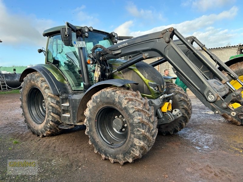 Traktor от тип Valtra N175, Gebrauchtmaschine в Euskirchen (Снимка 5)