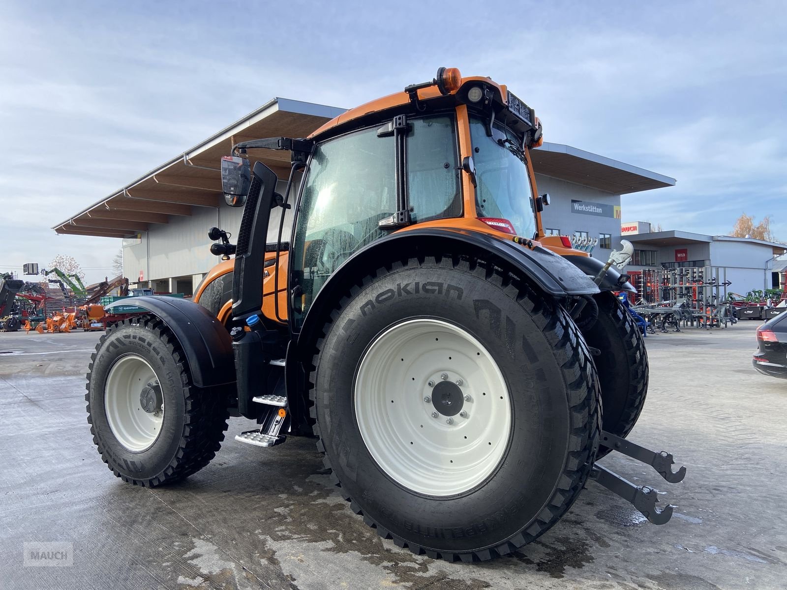 Traktor van het type Valtra N175, Vorführmaschine in Burgkirchen (Foto 9)