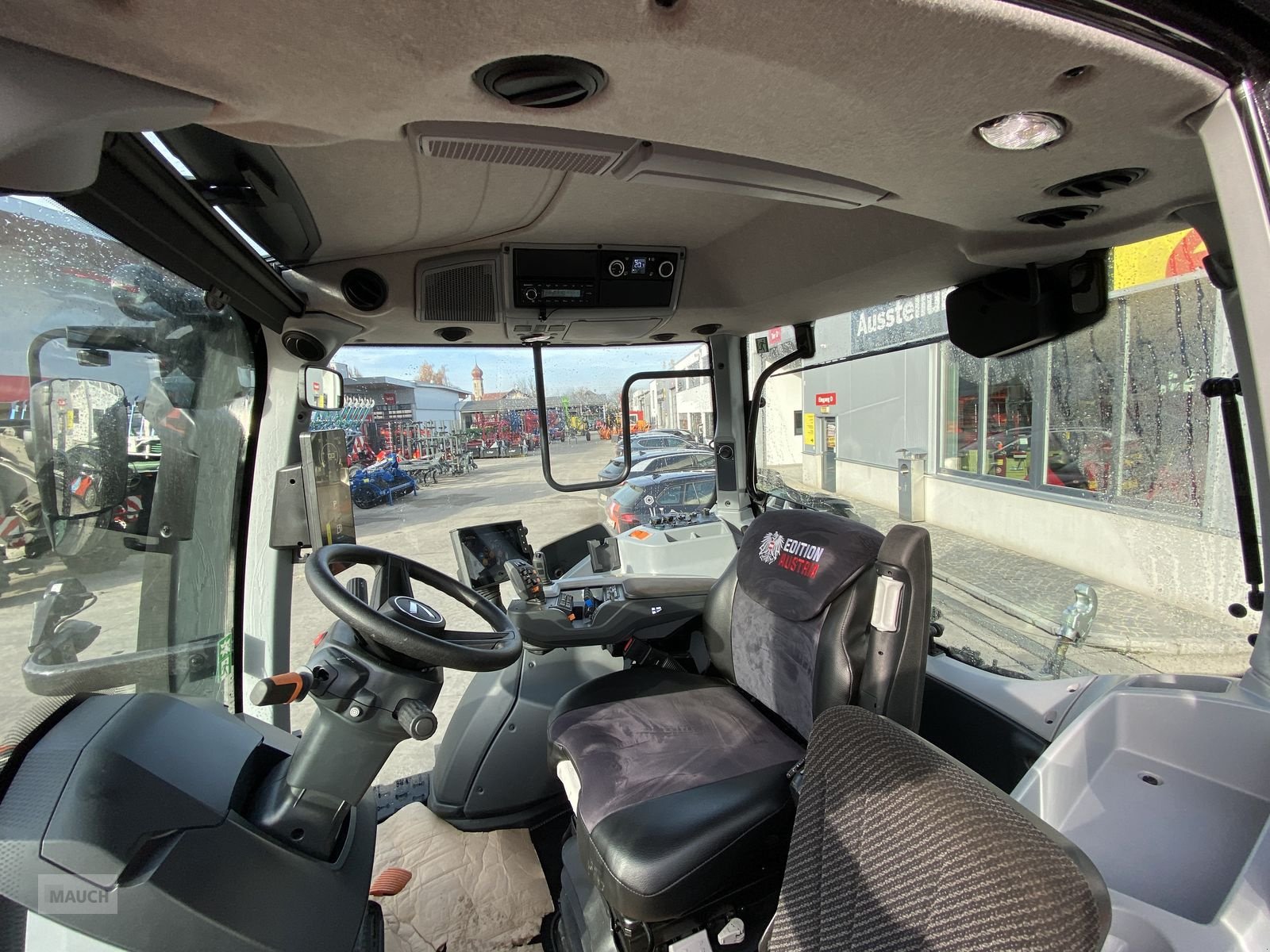 Traktor van het type Valtra N175, Vorführmaschine in Burgkirchen (Foto 11)