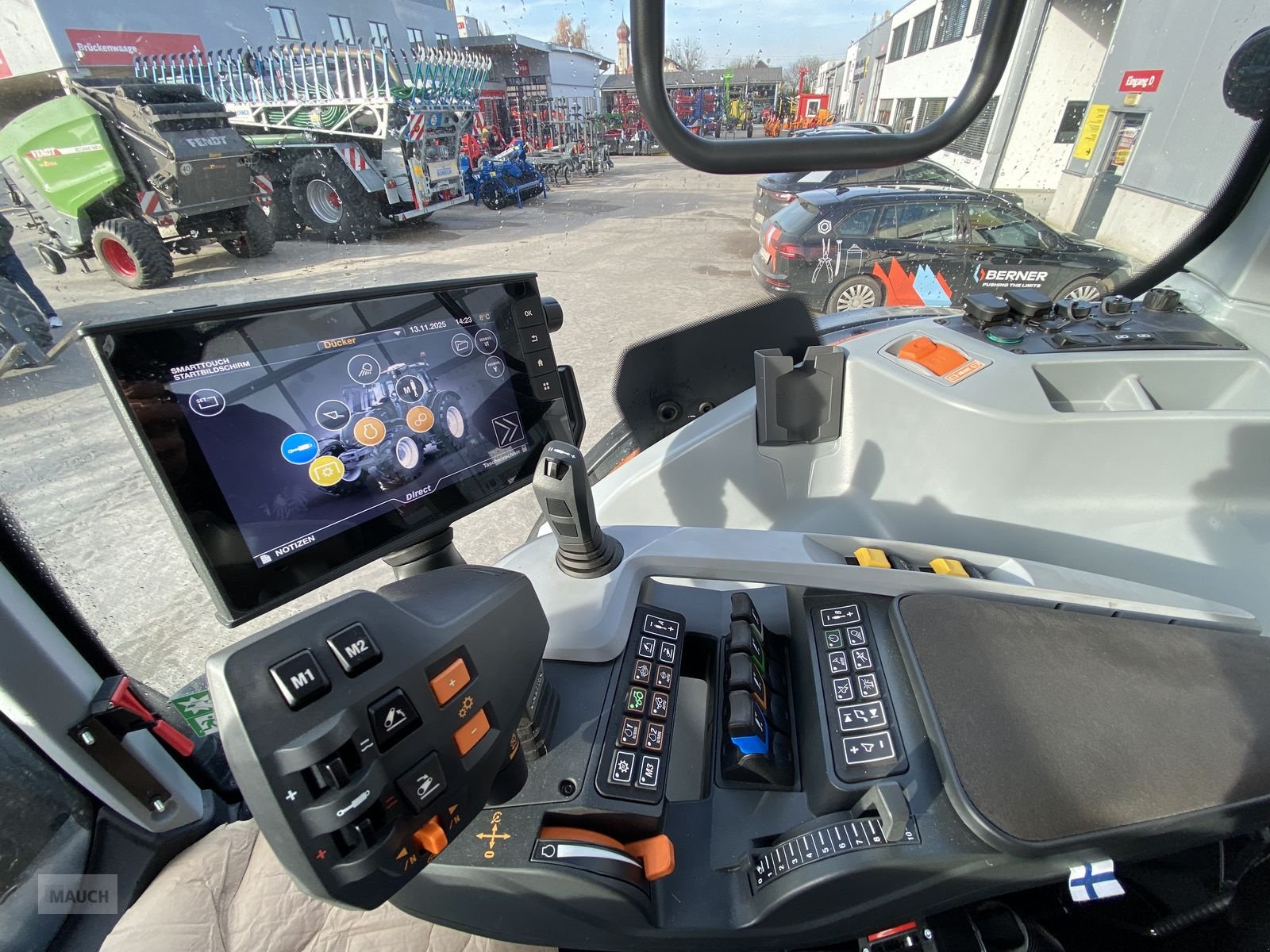 Traktor van het type Valtra N175, Vorführmaschine in Burgkirchen (Foto 16)