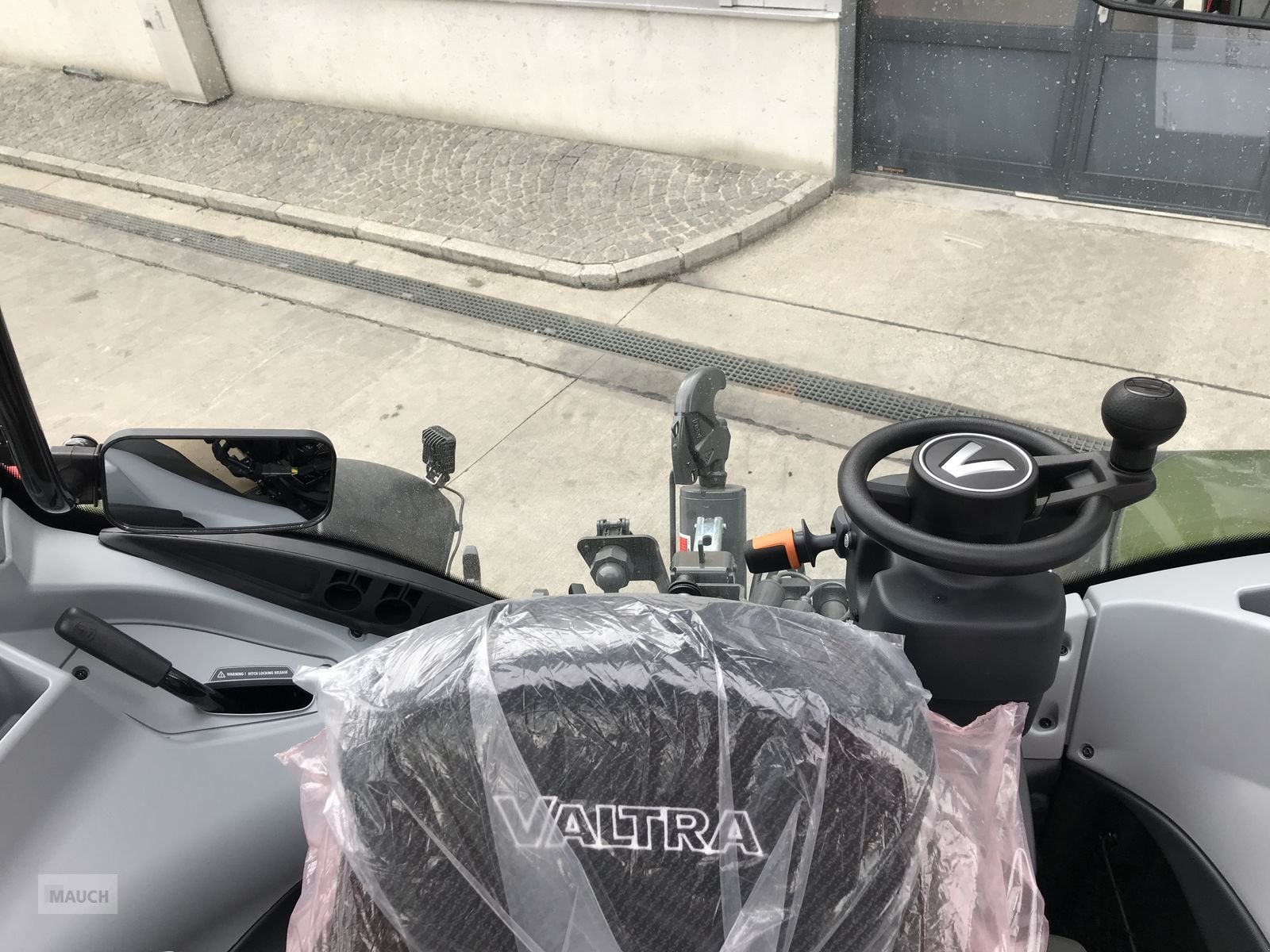 Traktor типа Valtra N175, Neumaschine в Burgkirchen (Фотография 14)