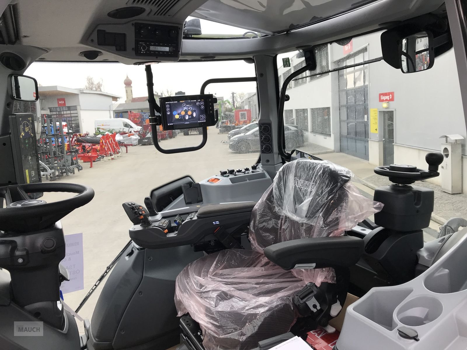 Traktor типа Valtra N175, Neumaschine в Burgkirchen (Фотография 12)