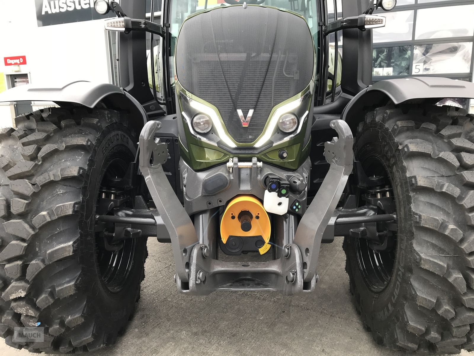 Traktor типа Valtra N175, Neumaschine в Burgkirchen (Фотография 10)