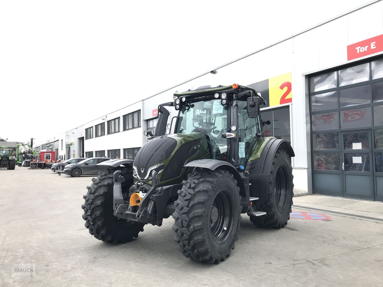 Traktor типа Valtra N175, Neumaschine в Burgkirchen (Фотография 2)