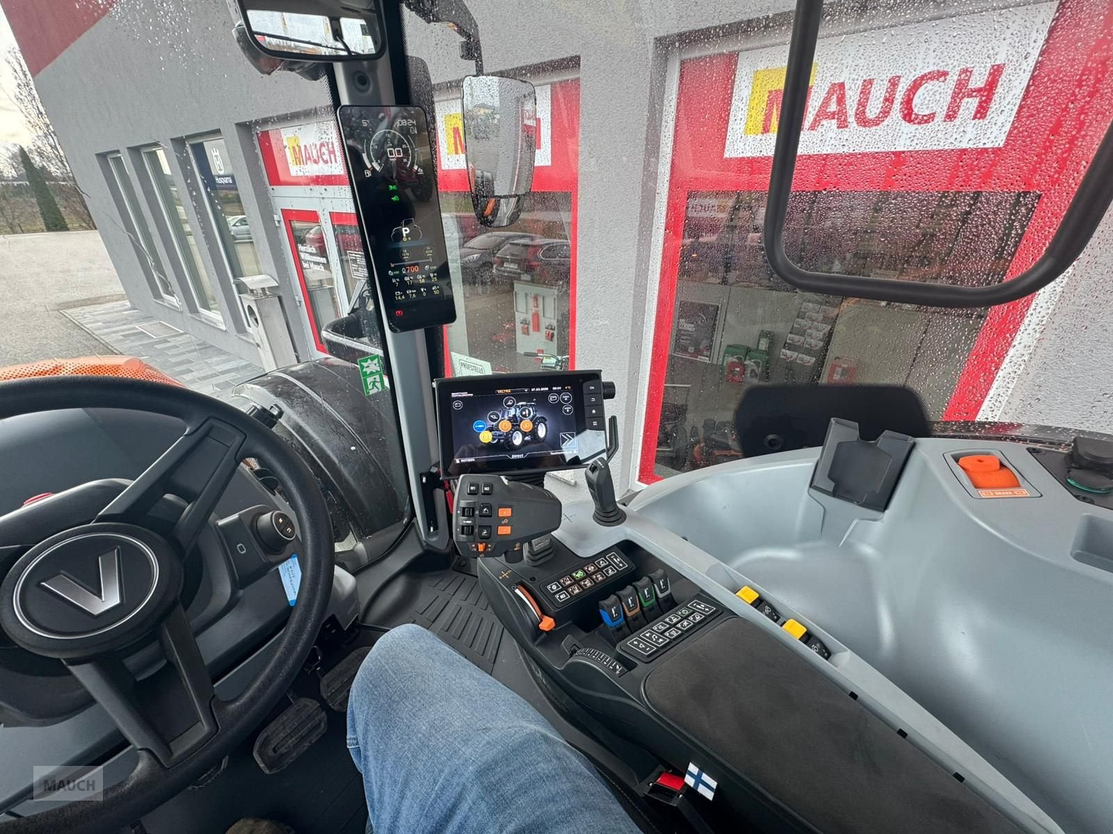 Traktor типа Valtra N175, Vorführmaschine в Burgkirchen (Фотография 2)