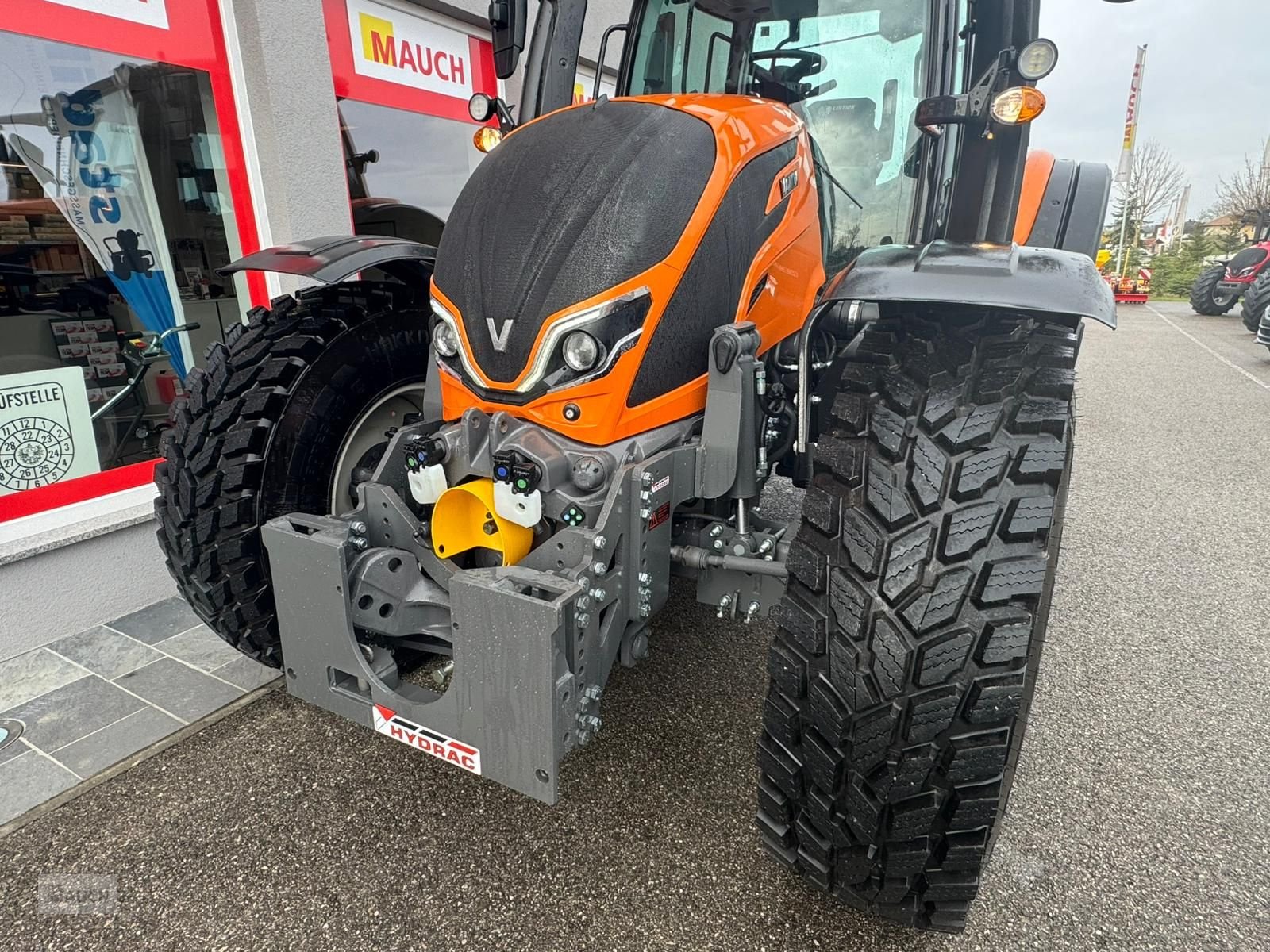 Traktor типа Valtra N175, Vorführmaschine в Burgkirchen (Фотография 5)