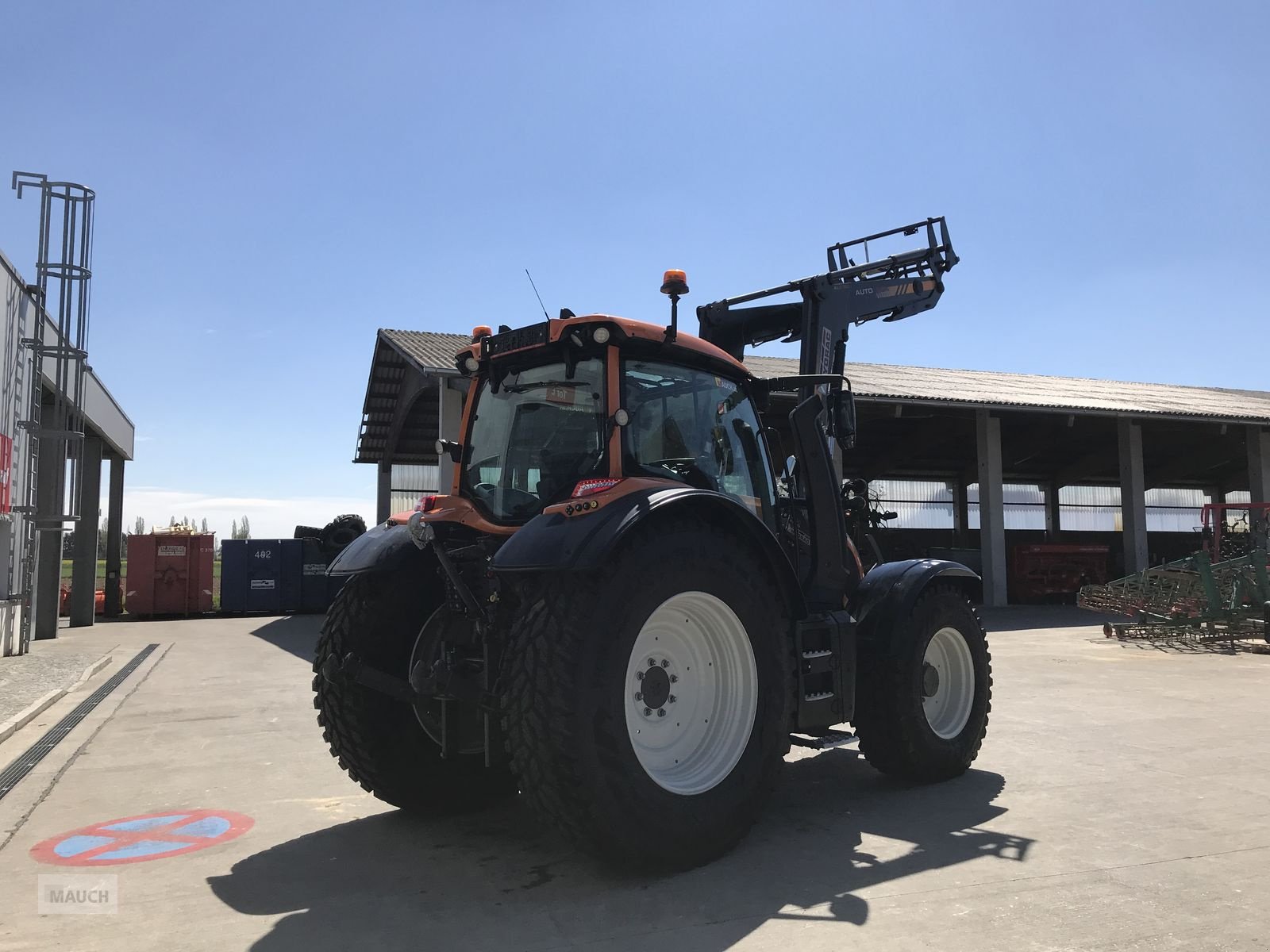 Traktor typu Valtra N175, Vorführmaschine v Burgkirchen (Obrázek 4)