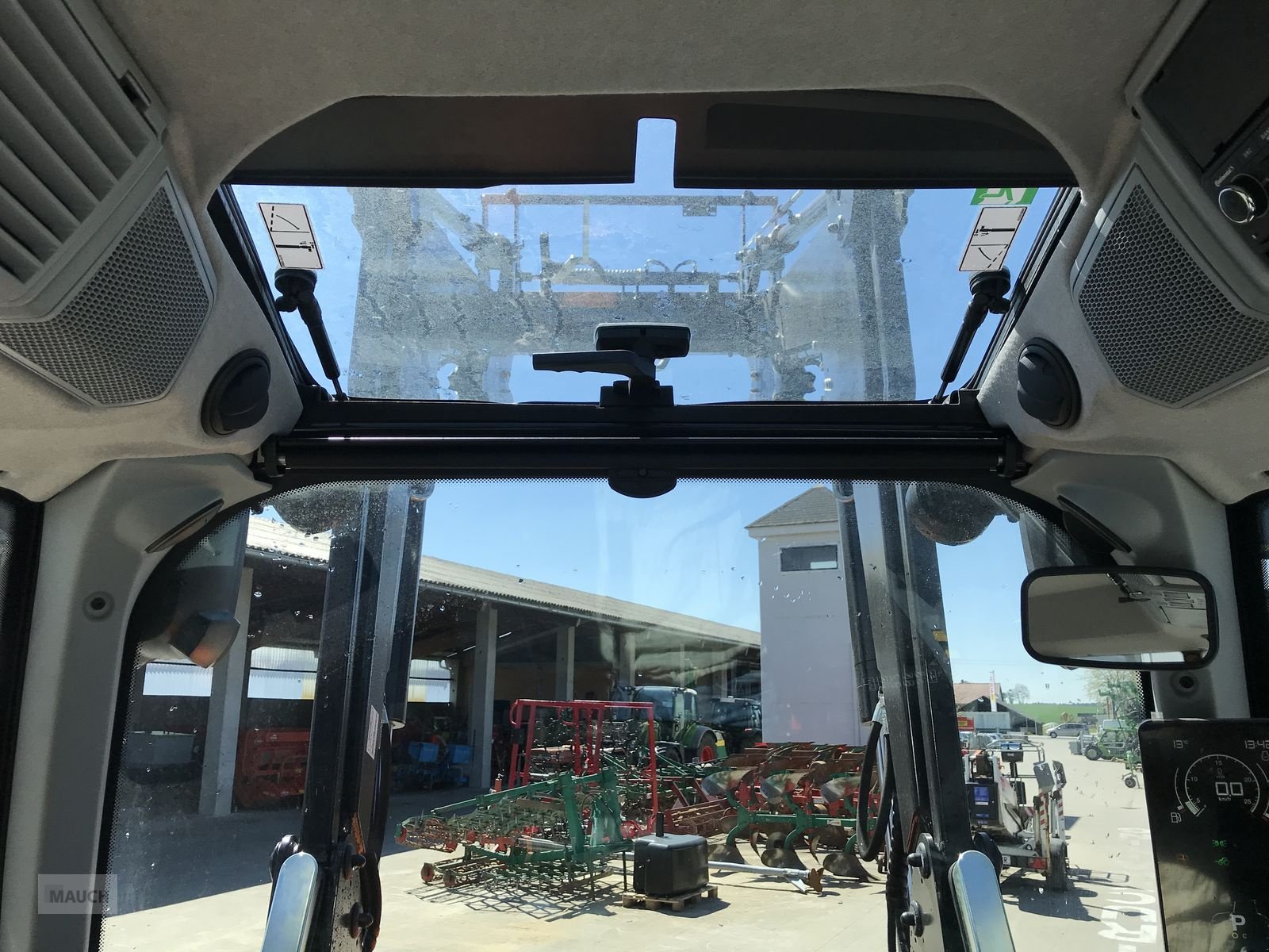 Traktor typu Valtra N175, Vorführmaschine v Burgkirchen (Obrázek 16)