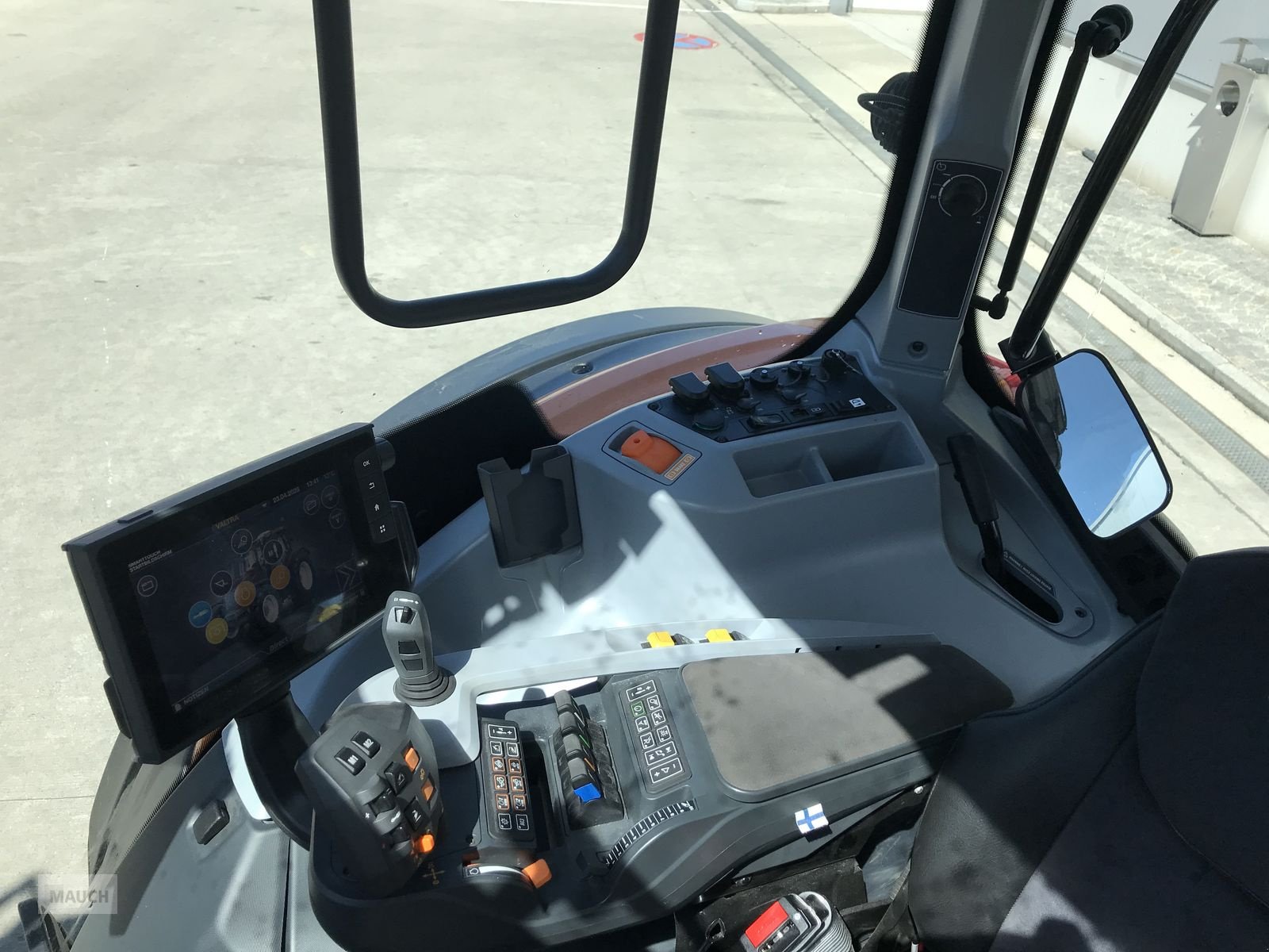 Traktor typu Valtra N175, Vorführmaschine v Burgkirchen (Obrázek 13)