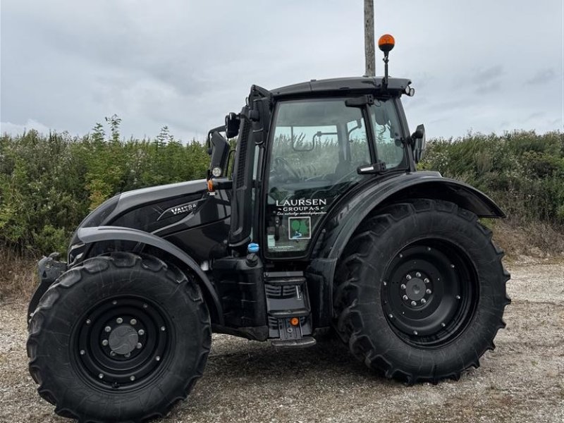 Traktor типа Valtra N175A, Gebrauchtmaschine в Ulstrup (Фотография 1)