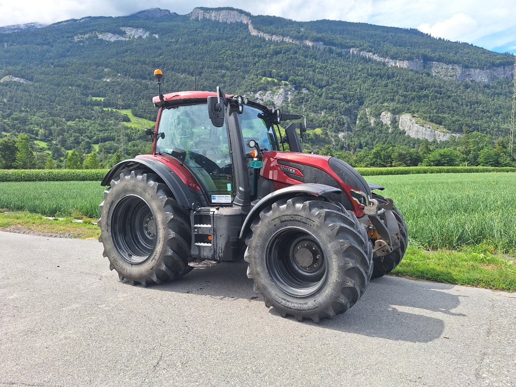 Traktor типа Valtra N175D 2 B+ Traktor, Ausstellungsmaschine в Chur (Фотография 3)