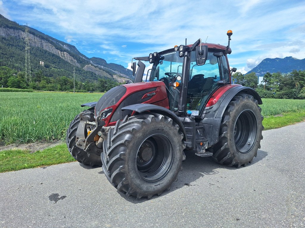 Traktor типа Valtra N175D 2 B+ Traktor, Ausstellungsmaschine в Chur (Фотография 2)