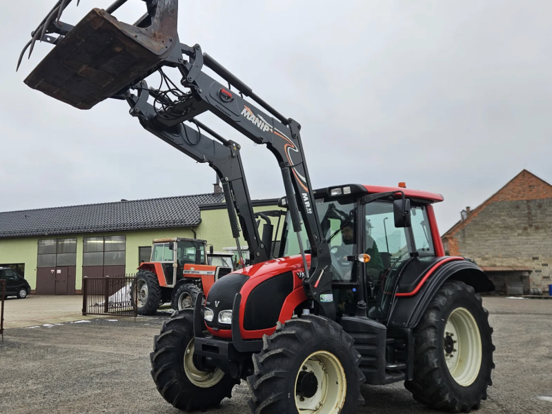 Traktor of the type Valtra N92, Gebrauchtmaschine in Wien (Picture 1)