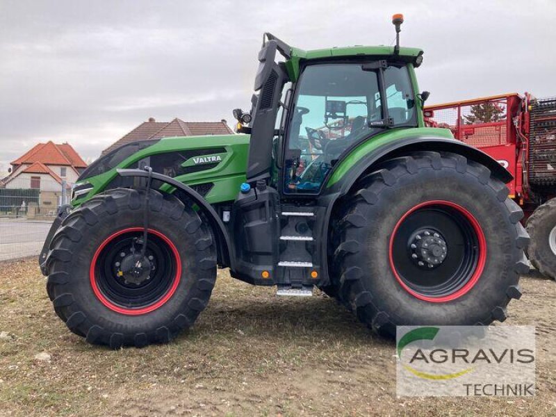 Traktor типа Valtra Q 245 1A9, Gebrauchtmaschine в Söhlde-Hoheneggelsen (Фотография 10)