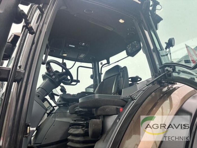 Traktor du type Valtra Q 245 1A9, Gebrauchtmaschine en Meppen (Photo 11)